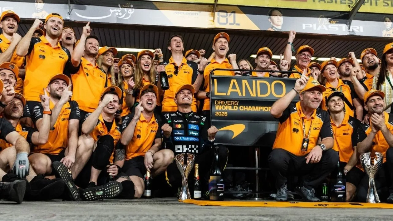 F1 | Norris rinnova con McLaren fino al 2030: 12 anni in papaya