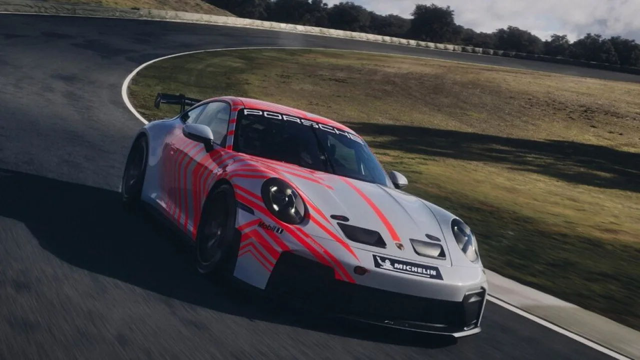 Porsche 911 Challenge: vera da gara a 208.800 euro, 515 CV boxer