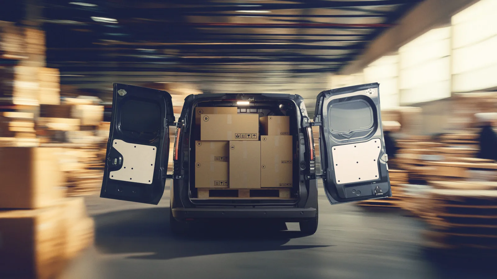Renault allo IAA Transportation 2026: Nuovo Trafic Van E-Tech Electric protagonista