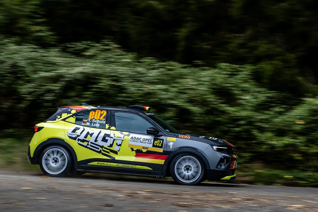 ADAC Opel GSE Rally Cup: 5 punti separano i primi tre