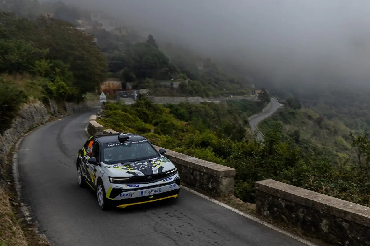 ADAC Opel GSE Rally Cup: 5 punti separano i primi tre