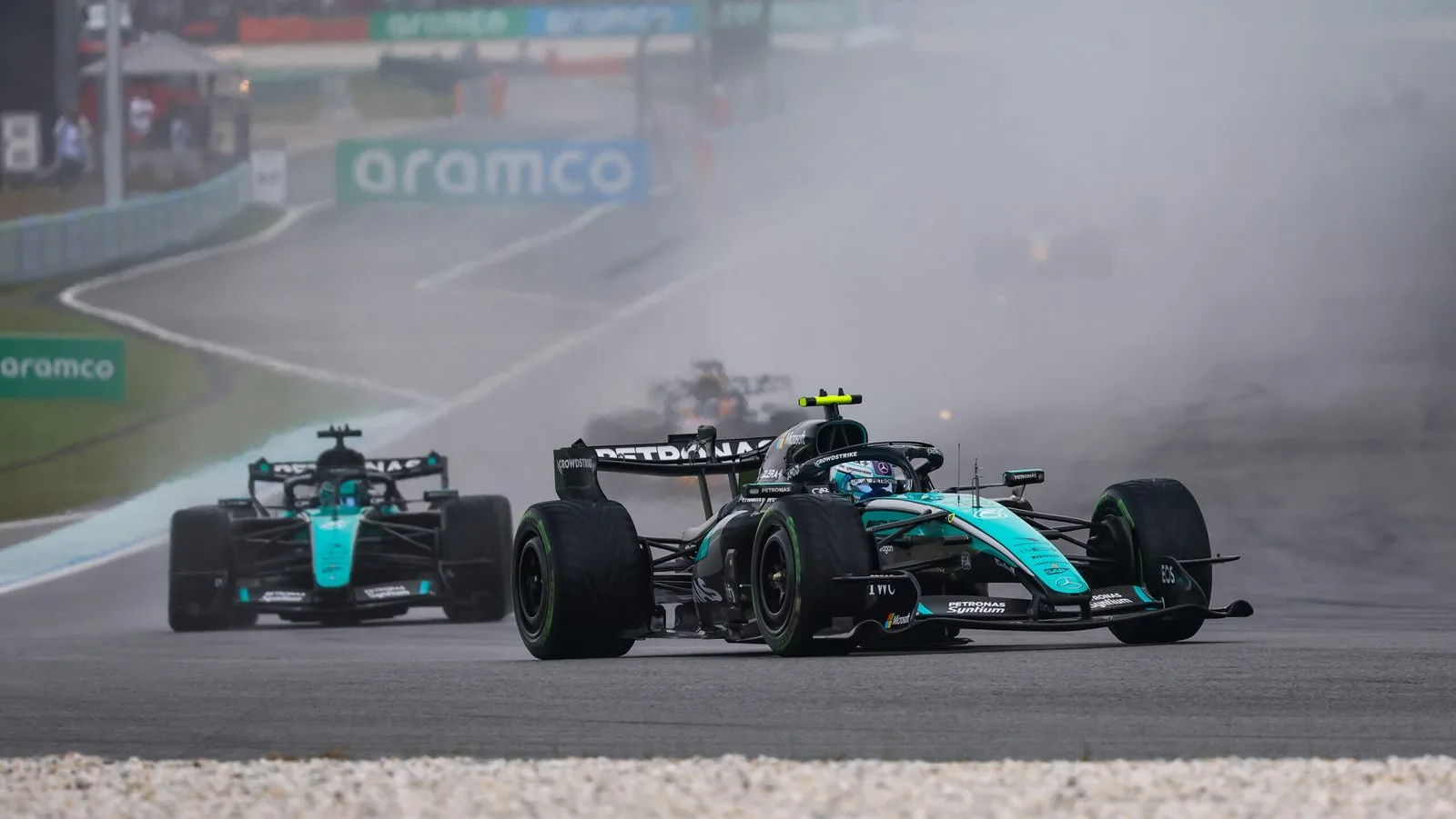 F1 | GP Singapore, orari e TV: Antonelli in fuga, Verstappen all'assalto