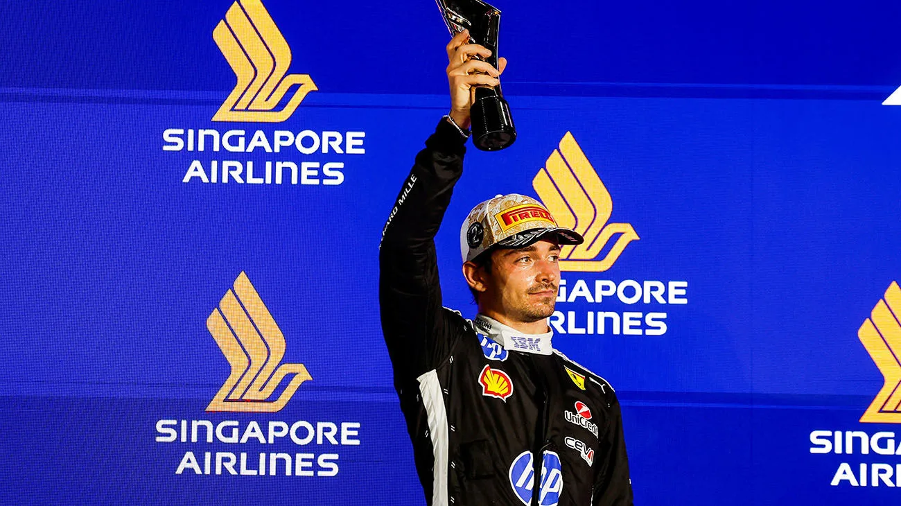 F1 | Leclerc secondo a Singapore, Hamilton sesto: Ferrari consolida il 2° posto Costruttori