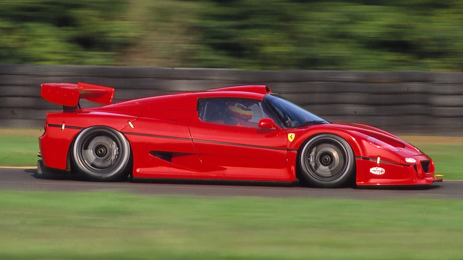 Ferrari F50 GT: 750 CV e 376 km/h, la supercar che non corse mai