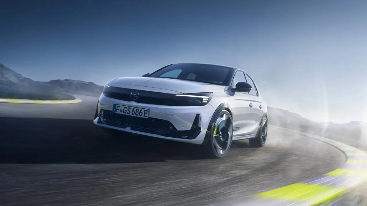 Opel STX Concept e Corsa GSE debuttano a Auto Zürich