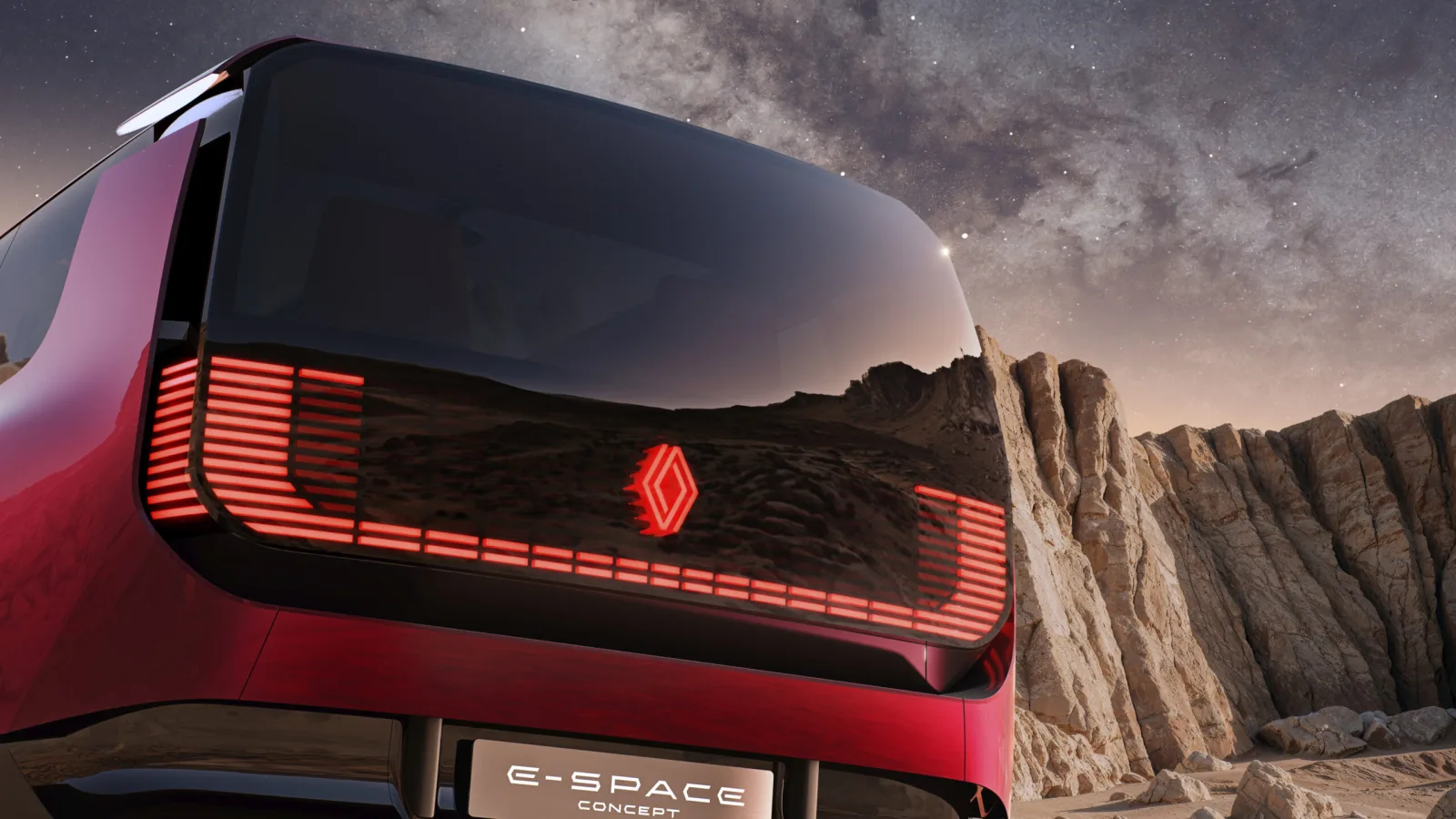 Renault E-Space Concept: la monovolume elettrica che sfida i SUV